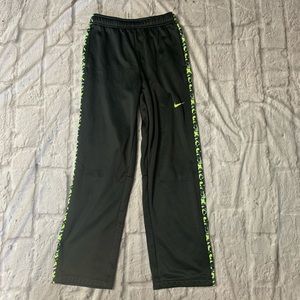 Nike Therma-Fit sweatpants